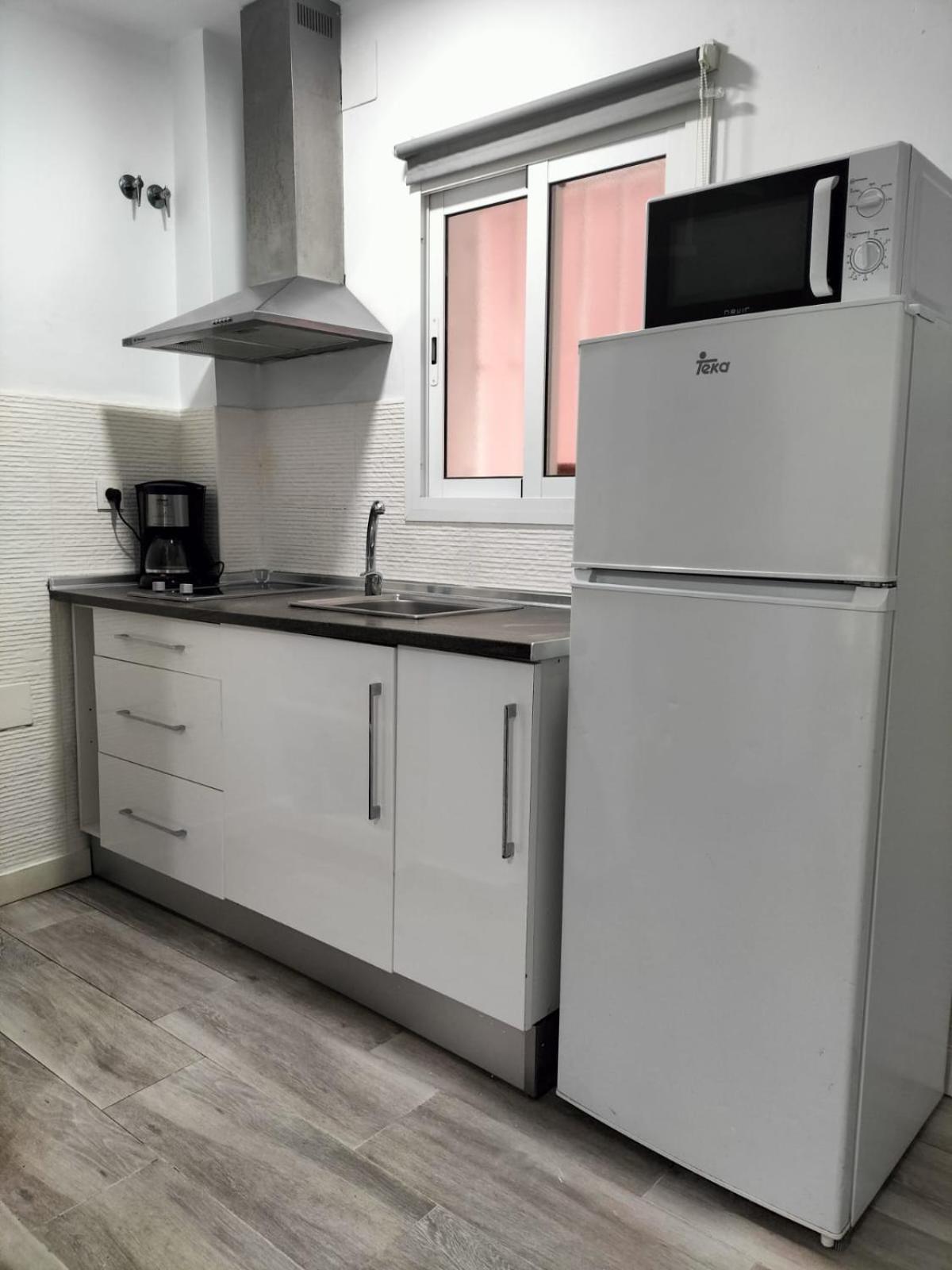 Апартаменты Apartamento Caborrubio Малага Экстерьер фото