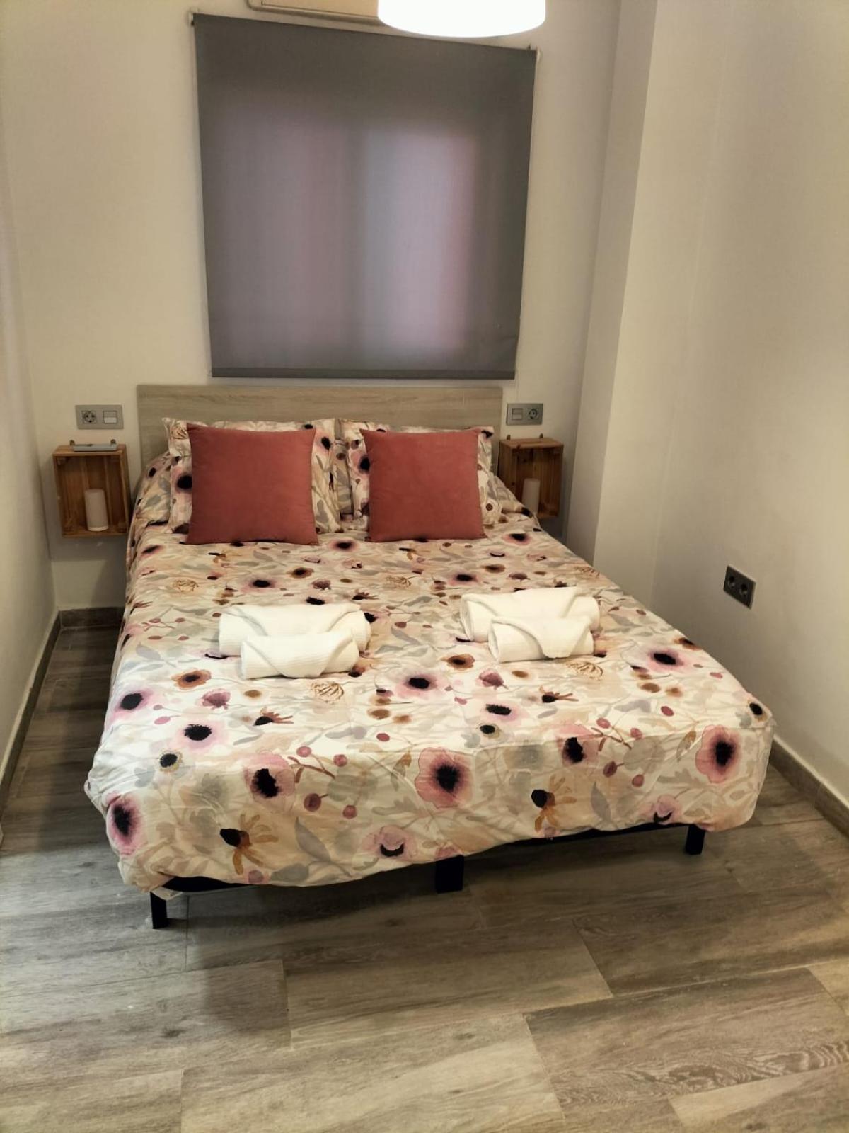 Апартаменты Apartamento Caborrubio Малага Экстерьер фото